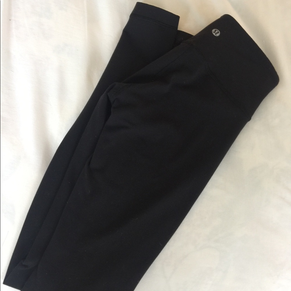 Lululemon wonder under